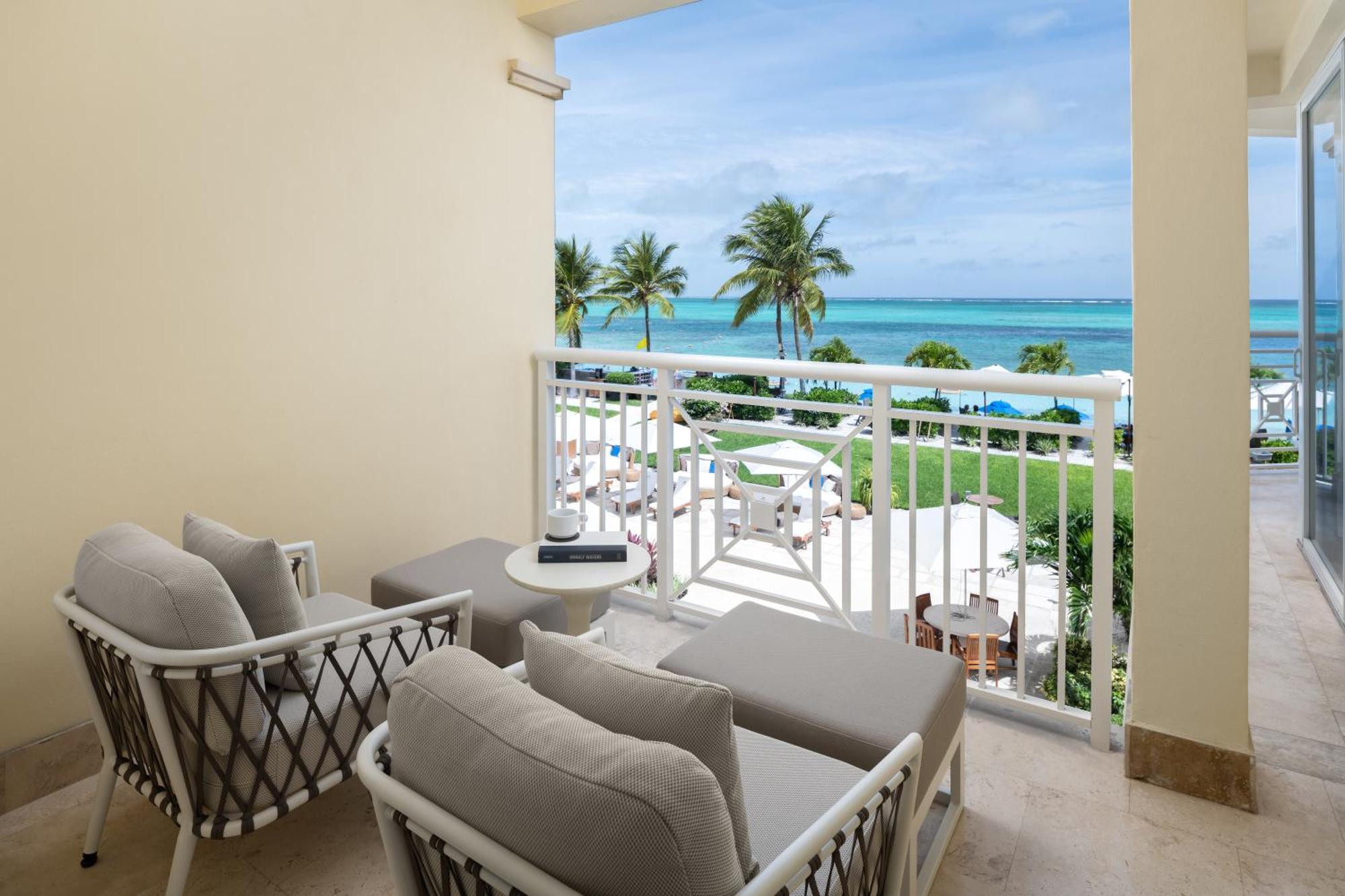 Hotel Windsong On The Reef à Grace Bay Extérieur photo