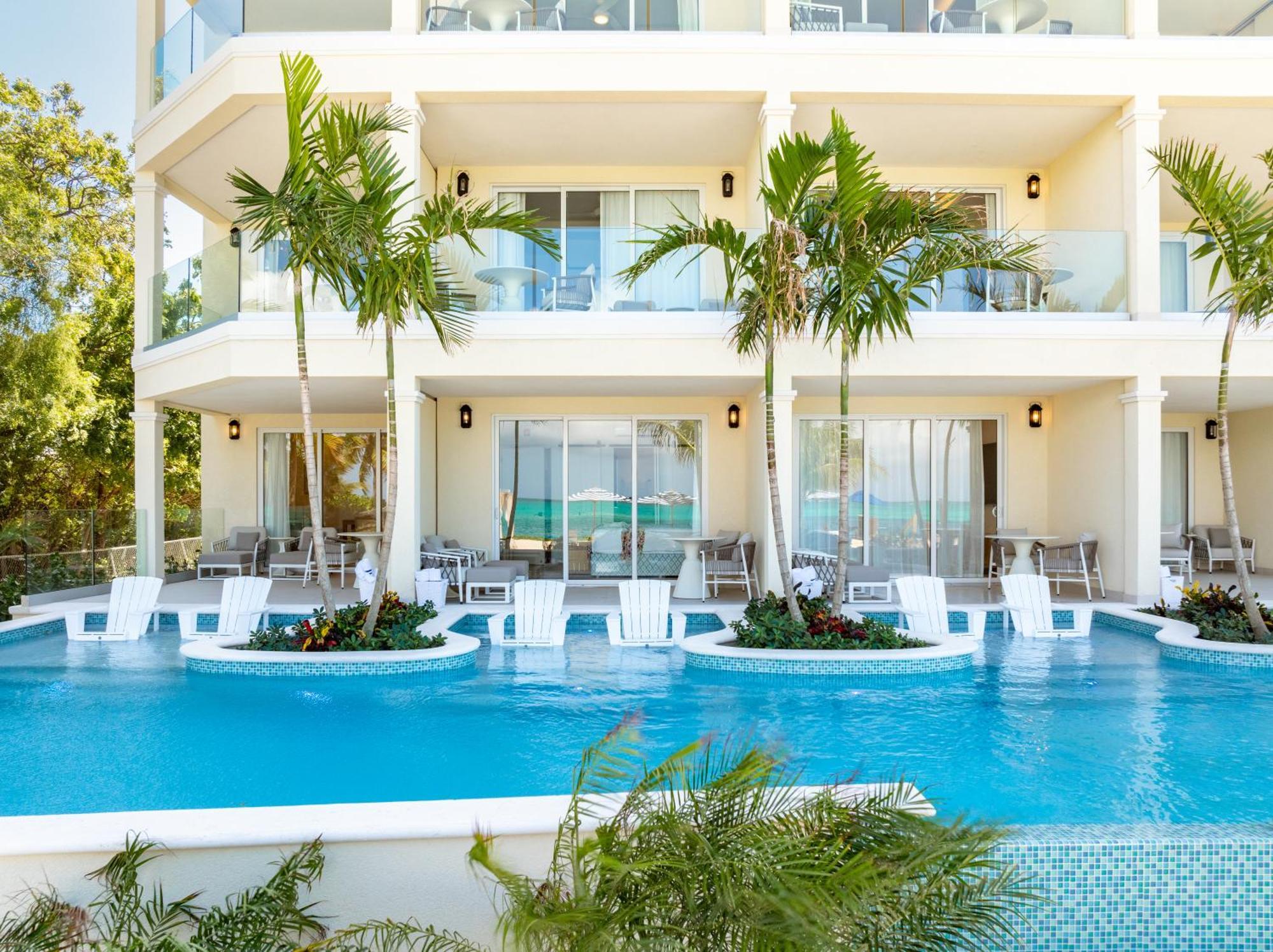 Hotel Windsong On The Reef à Grace Bay Extérieur photo